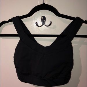 Lulu lemon sports bra